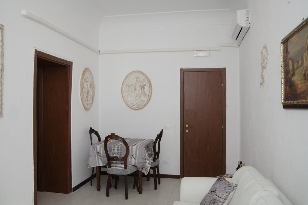 Maestranza Holiday Сиракузы Экстерьер фото